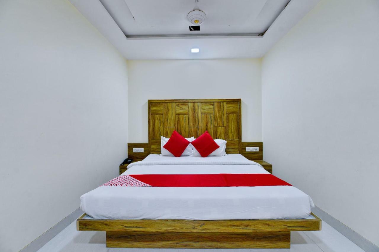 Oyo 10607 Hotel Image Point Dzsódhpur Kültér fotó